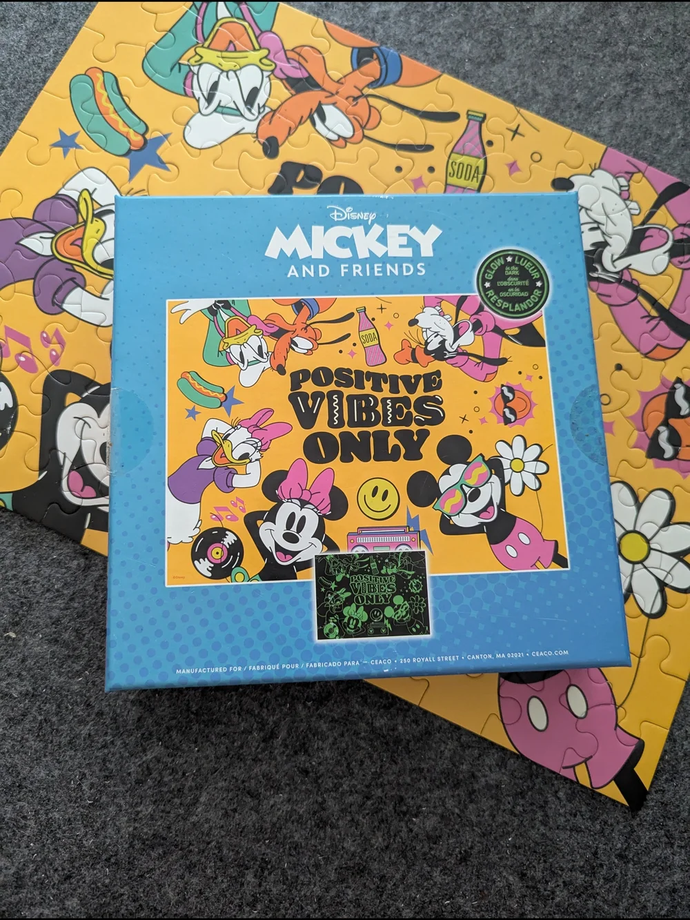 Glow In The Dark Disney Mickey & Friends 